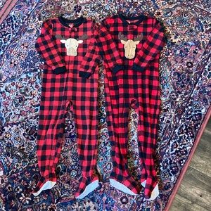 Carter’s | TWO Toddler 1-Piece Fleece Footed Pajamas (5T)